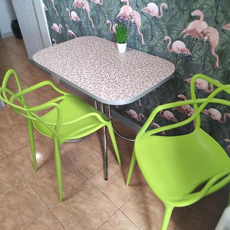 Smart Apartment На Соборной 23 クレメンチューク エクステリア 写真